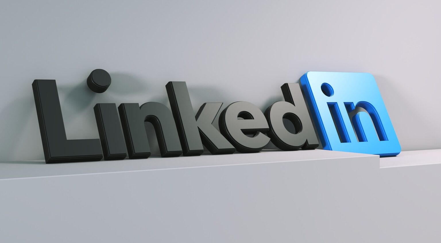 How to boost your visibility on Linkedin